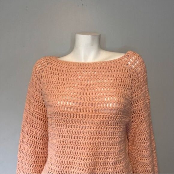 Women's Hand Knitted Lose Knit Peach Sweater Size S - Picture 7 of 8